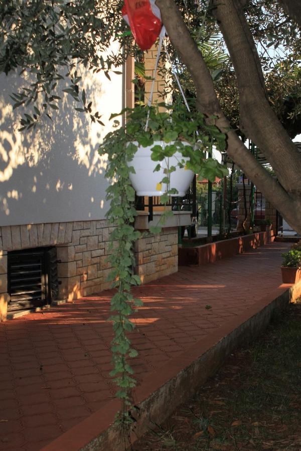 Apartments With A Parking Space Umag - 7094 Εξωτερικό φωτογραφία
