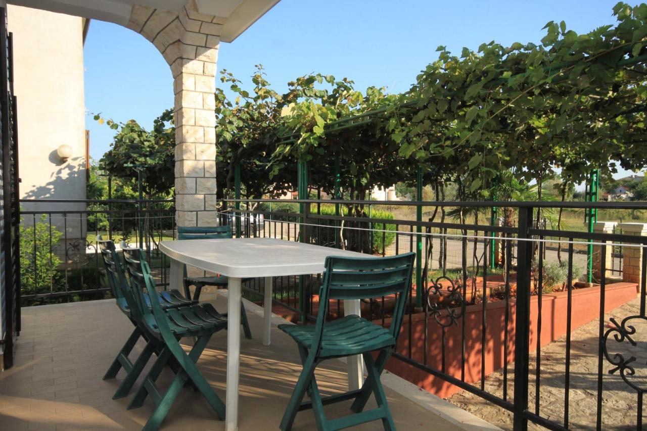 Apartments With A Parking Space Umag - 7094 Εξωτερικό φωτογραφία